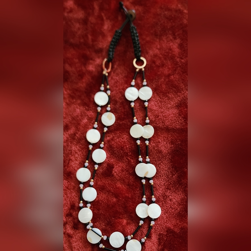 Elegant Mother of Pearls Beaded Necklace
